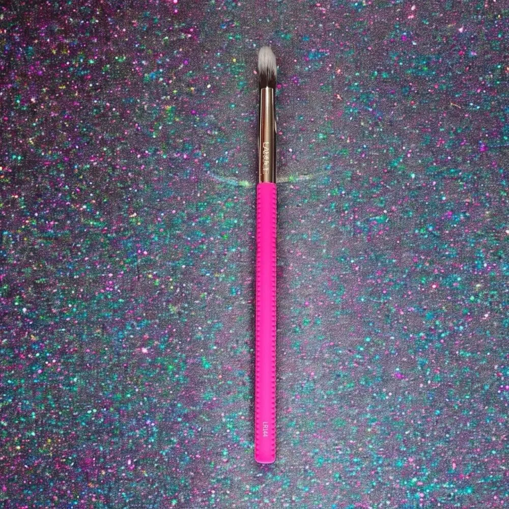 LARUCE BEAUTY Kayla 4-Piece Eye Makeup Brush Set in Pink New In Carrying Case